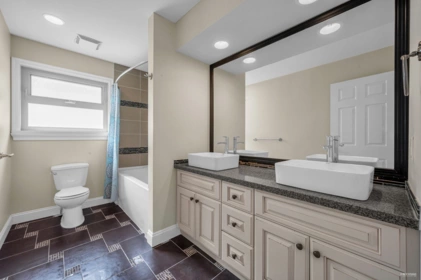 Hot Tub / Spa Photo of 9280 Jaskow Place, Richmond, BC