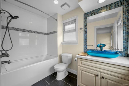 Swimming Pool Photo of 9280 Jaskow Place, Richmond, BC