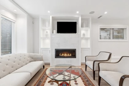 Living Room Photo of 2008 Larson Road, North Vancouver, BC