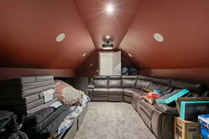 Walk-In Closet Photo of 6648 134 Street, Surrey, BC