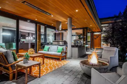 Basement Recreation Room Photo of 13677 32 Avenue, Surrey, BC