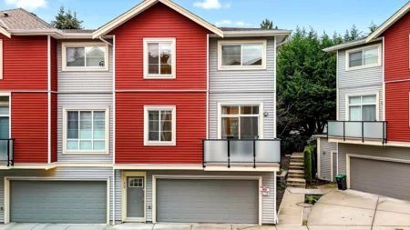 17 6945 185 Street, Surrey, BC, Surrey — Townhouse for sale