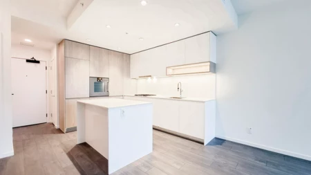 Kitchen Island Photo of 631 6300 Minoru Boulevard, Richmond, BC