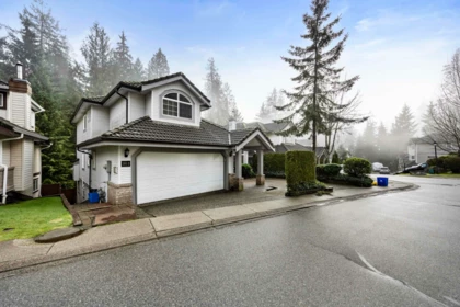 1612 Plateau Crescent, Coquitlam, BC