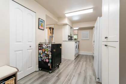 Entry Foyer Photo of 8971 145a Street, Surrey, BC