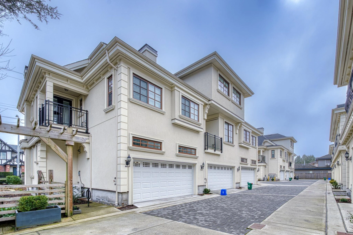 Mudroom Photo of 3 10495 No. 2 Road, Richmond, BC