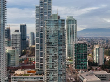 2009 4688 Kingsway, Burnaby, BC