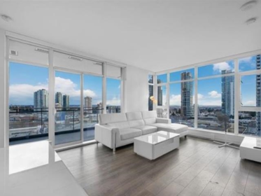 2009 4688 Kingsway, Burnaby, BC, Metrotown — 2 bed apartment/condo for sale