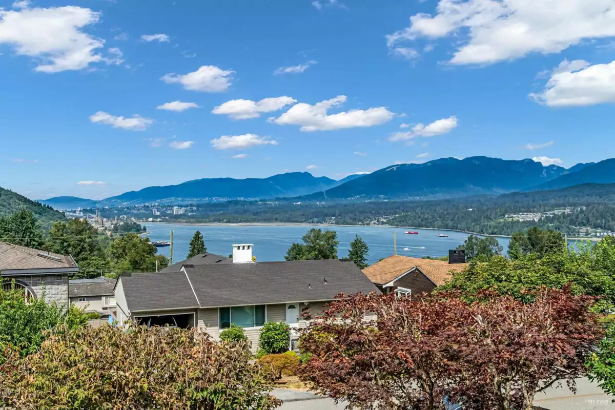 Family Room Photo of 7238 Braeside Drive, Burnaby, BC