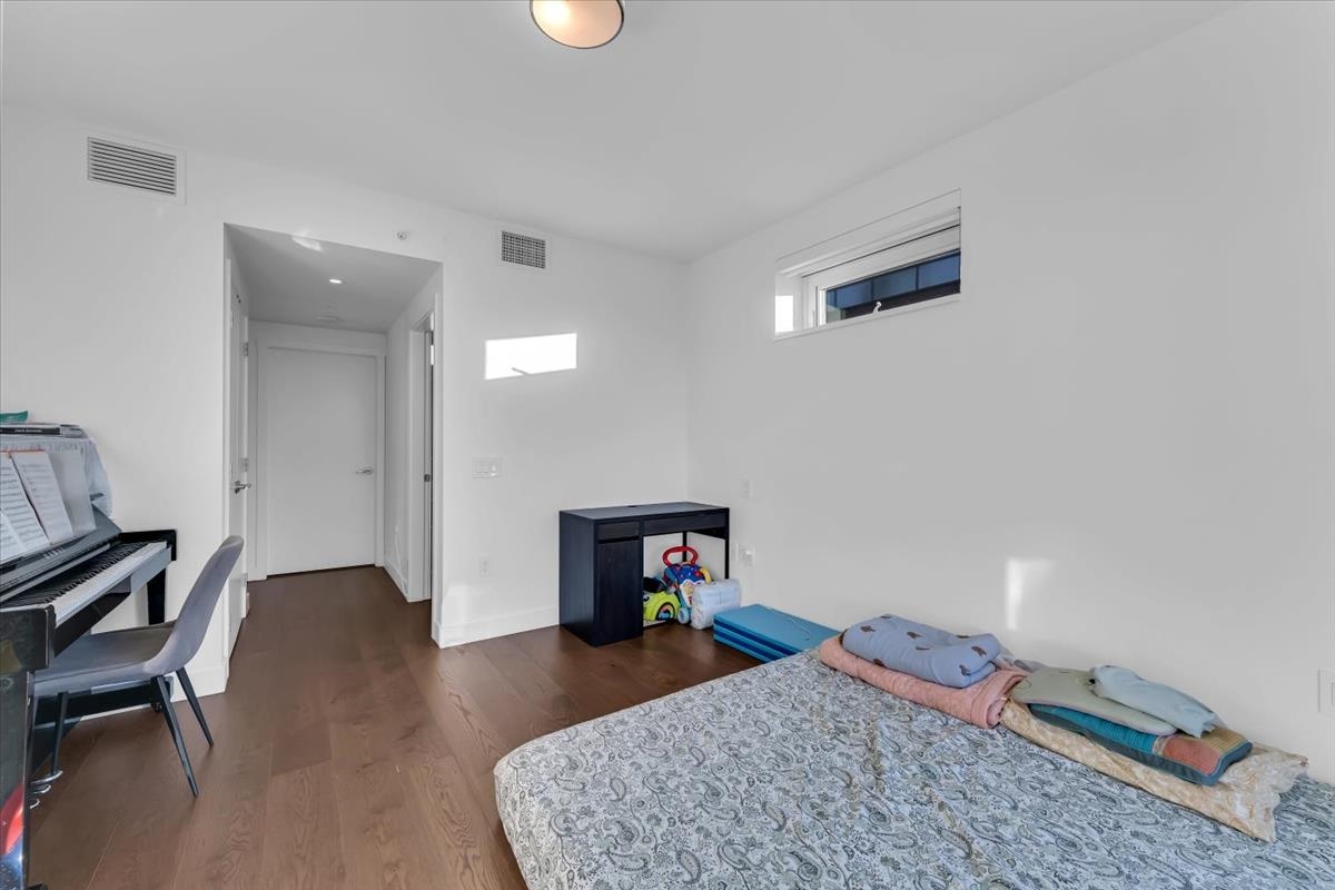 Powder Room Photo of 607 1571 W 57th Avenue, Vancouver, BC