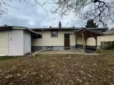 Front Yard Photo of 2280 Alexander Crescent, Abbotsford, BC
