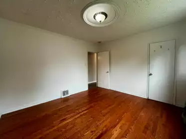 Powder Room Photo of 2280 Alexander Crescent, Abbotsford, BC