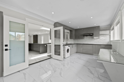 Kitchen Island Photo of 1339 Rama Avenue, New Westminster, BC