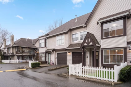 111 12099 237 Street, Maple Ridge, BC