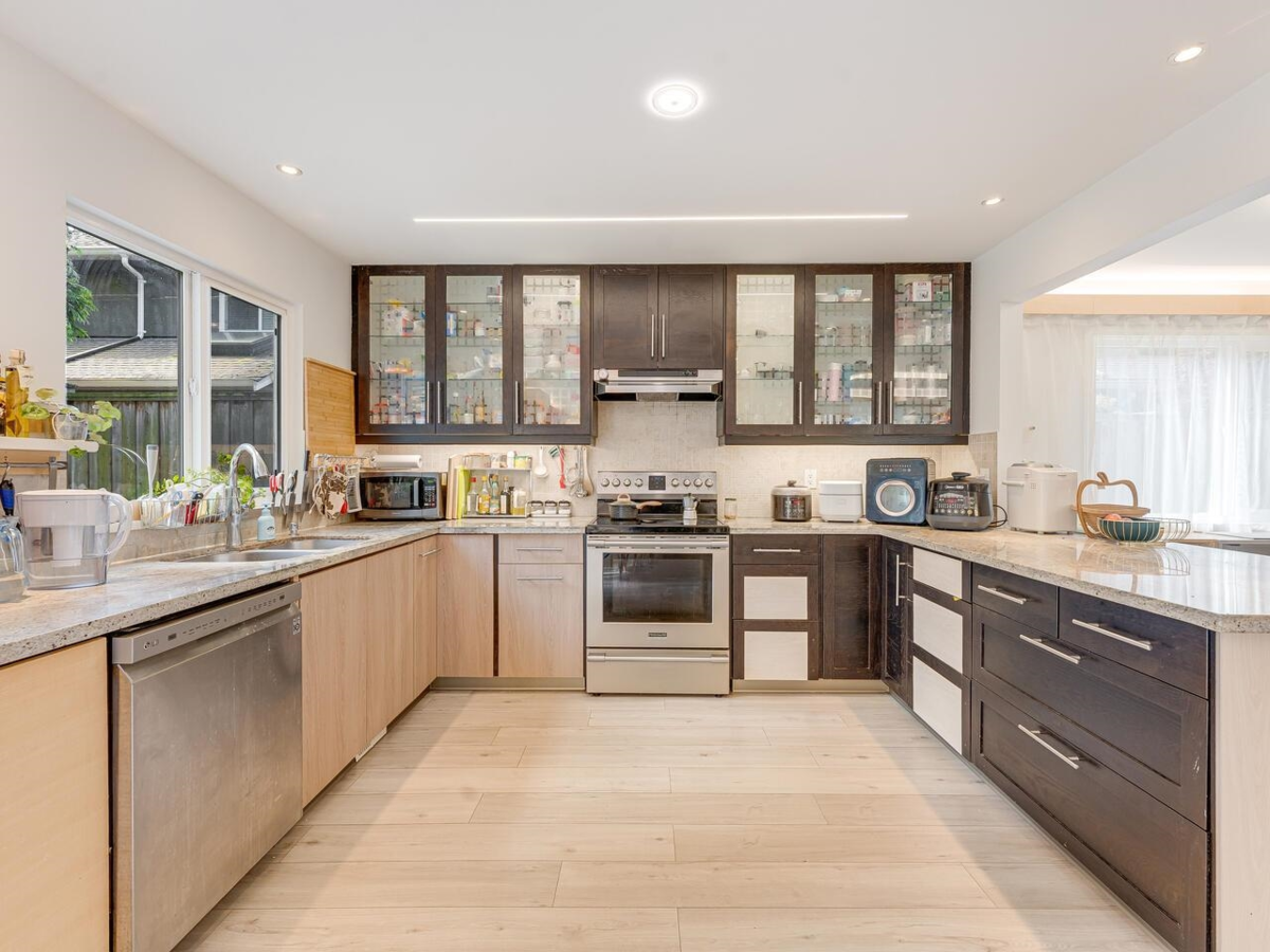 Bedroom 3 Photo of 11320 No. 1 Road, Richmond, BC