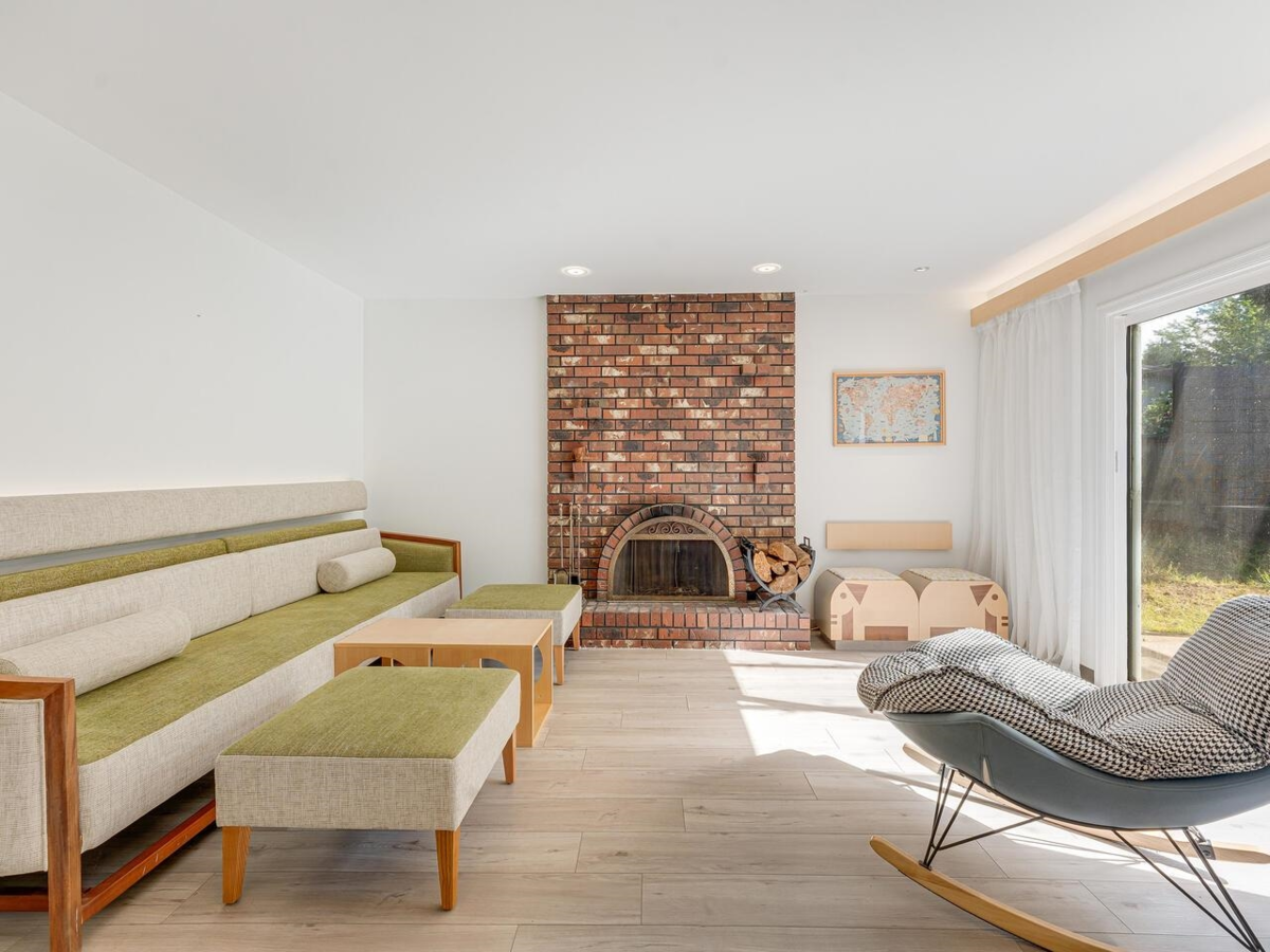 Breakfast Nook Photo of 11320 No. 1 Road, Richmond, BC