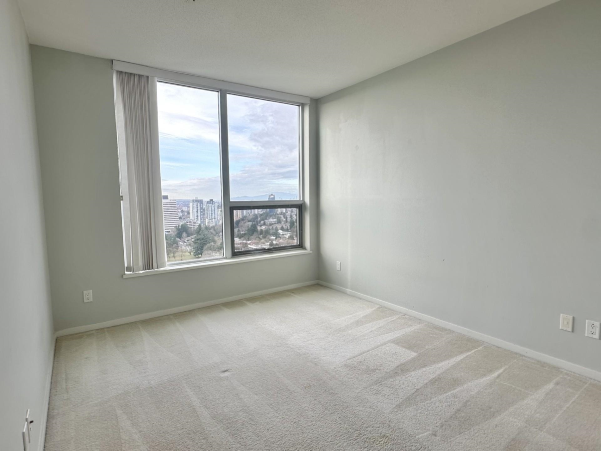 Bedroom 4 Photo of 2606 5883 Barker Avenue, Burnaby, BC