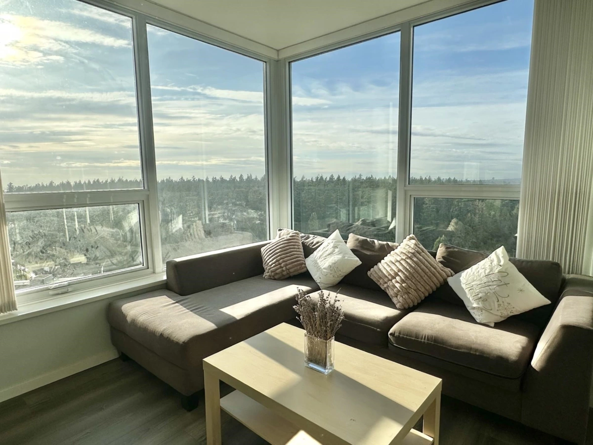 Dining Area Photo of 2606 5883 Barker Avenue, Burnaby, BC