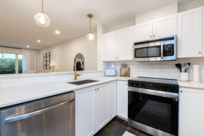 108 22022 49 Avenue, Langley, BC, Langley — Apartment/Condo for sale