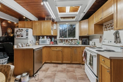 Breakfast Nook Photo of 14157 Sylvester Road, Mission, BC