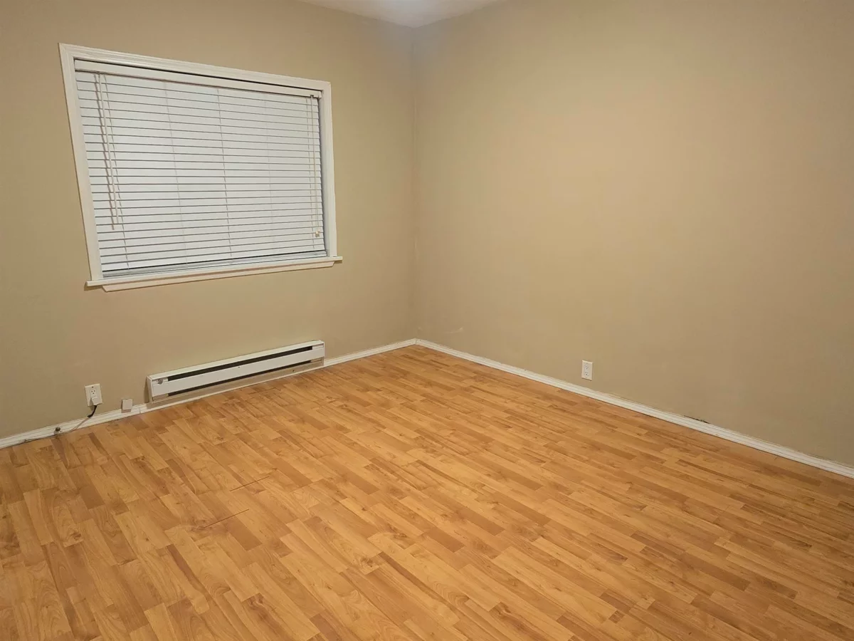 Bedroom 3 Photo of 123 E 64th Avenue, Vancouver, BC