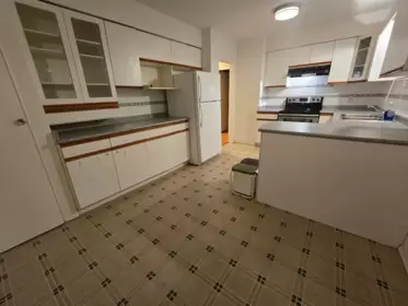 Kitchen Island Photo of 123 E 64th Avenue, Vancouver, BC