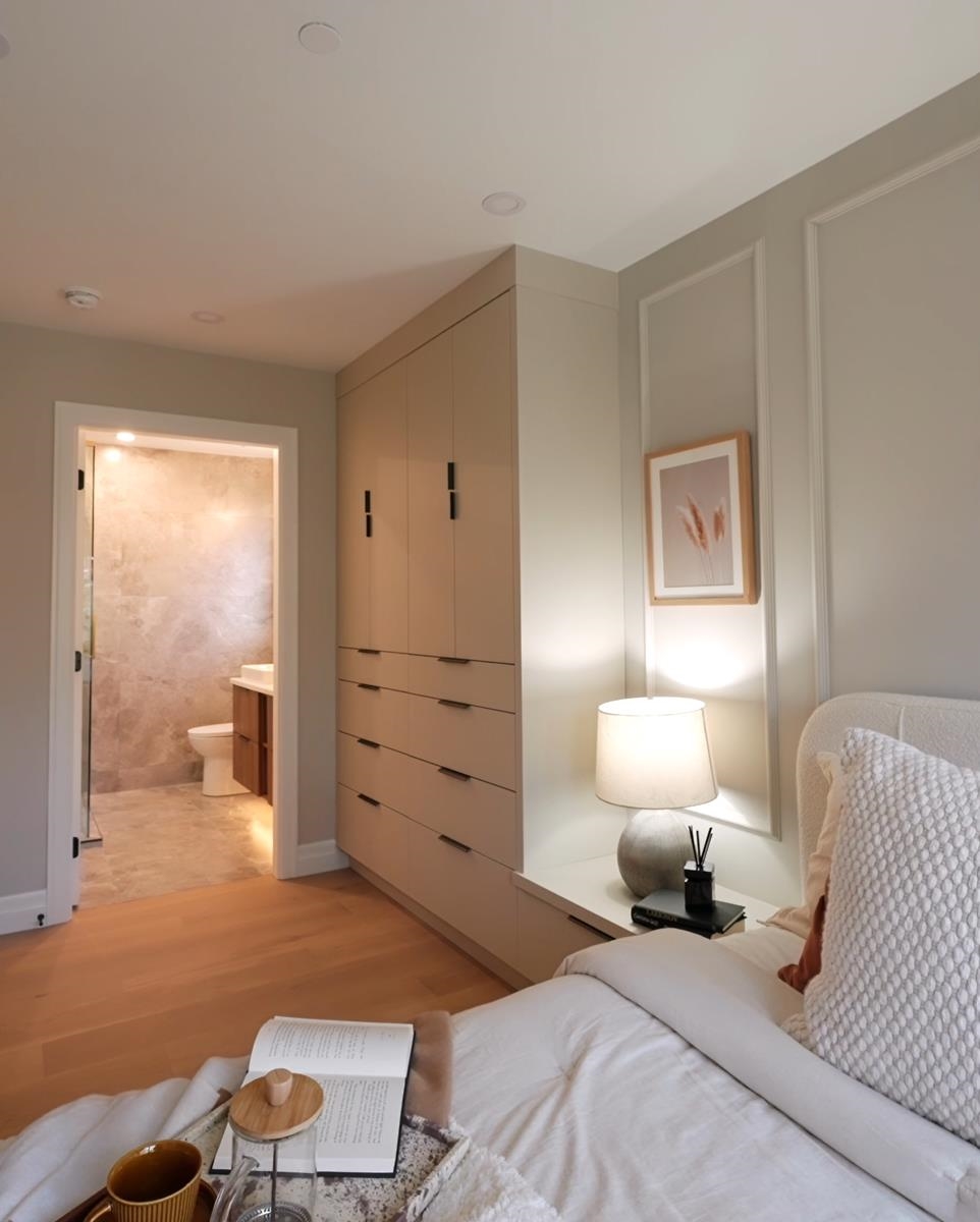 Guest Bathroom Photo of 1 6061 Sherbrooke Street, Vancouver, BC