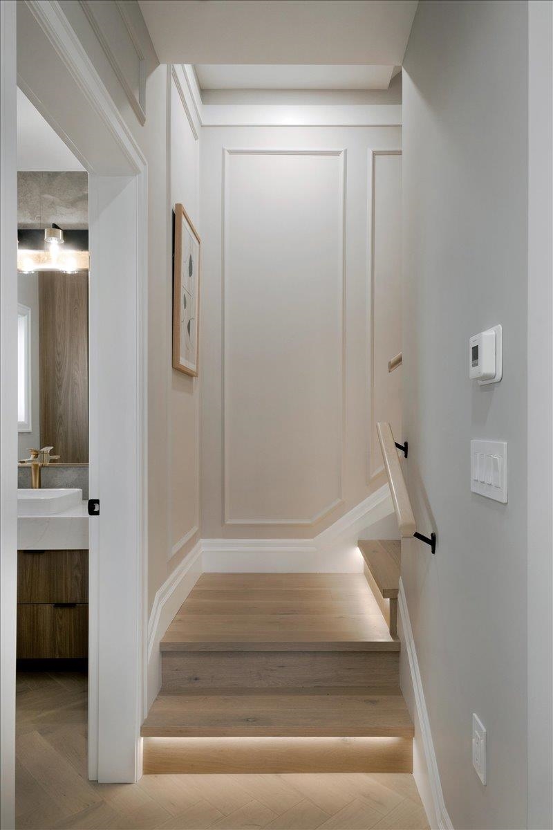 Powder Room Photo of 1 6061 Sherbrooke Street, Vancouver, BC