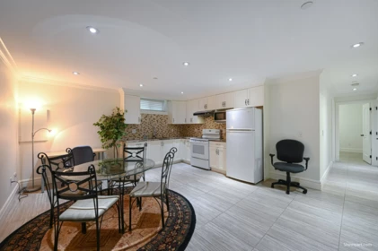 Hot Tub / Spa Photo of 1091 E 55th Avenue, Vancouver, BC