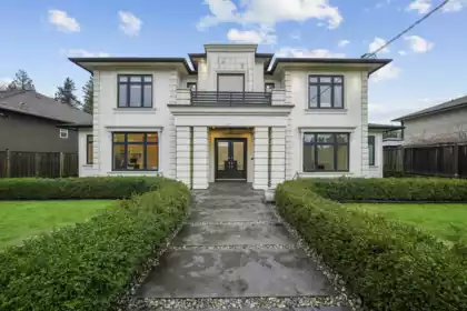 656 Blue Mountain Street, Coquitlam, BC, Harbour Place — 7 bed single family residence for sale