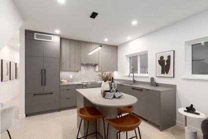 204 2329 E 34th Avenue, Vancouver, BC, Collingwood VE — 2 bed townhouse for sale