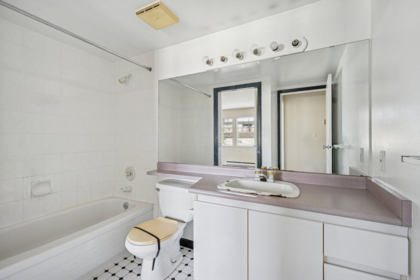 Loft / Bonus Room Photo of 304 1989 W 1st Avenue, Vancouver, BC