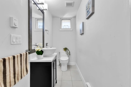 Mudroom Photo of 121 13898 64 Avenue, Surrey, BC