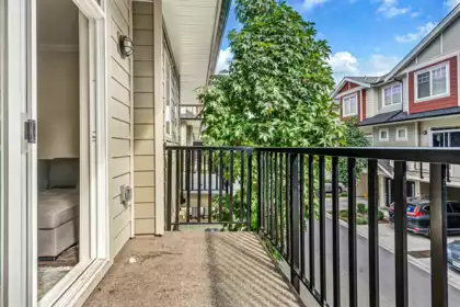 Office / Den Photo of 121 13898 64 Avenue, Surrey, BC