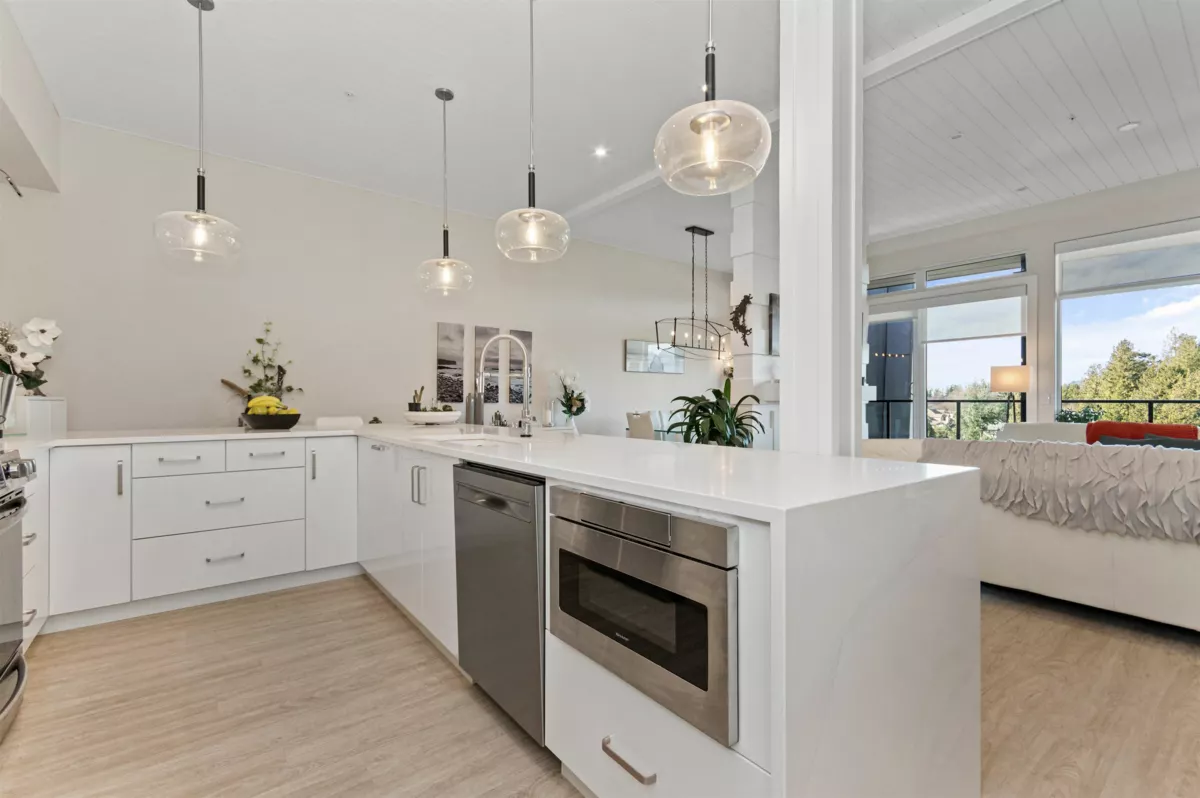 Breakfast Nook Photo of 604 45745 Watson Road, Chilliwack, BC