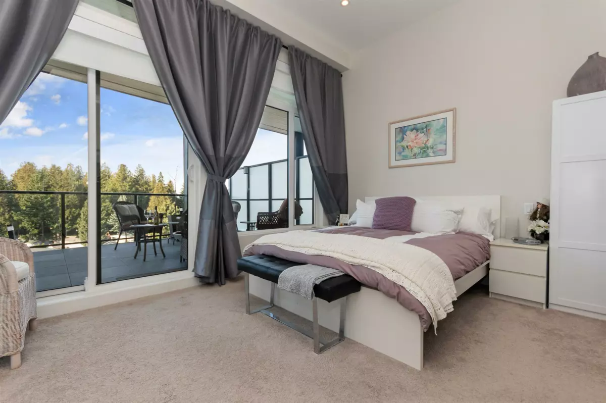 Mudroom Photo of 604 45745 Watson Road, Chilliwack, BC