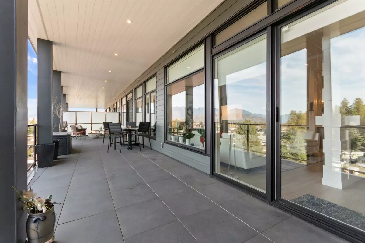 Powder Room Photo of 604 45745 Watson Road, Chilliwack, BC