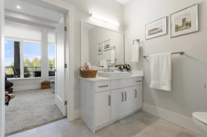 Laundry Room Photo of 604 45745 Watson Road, Chilliwack, BC
