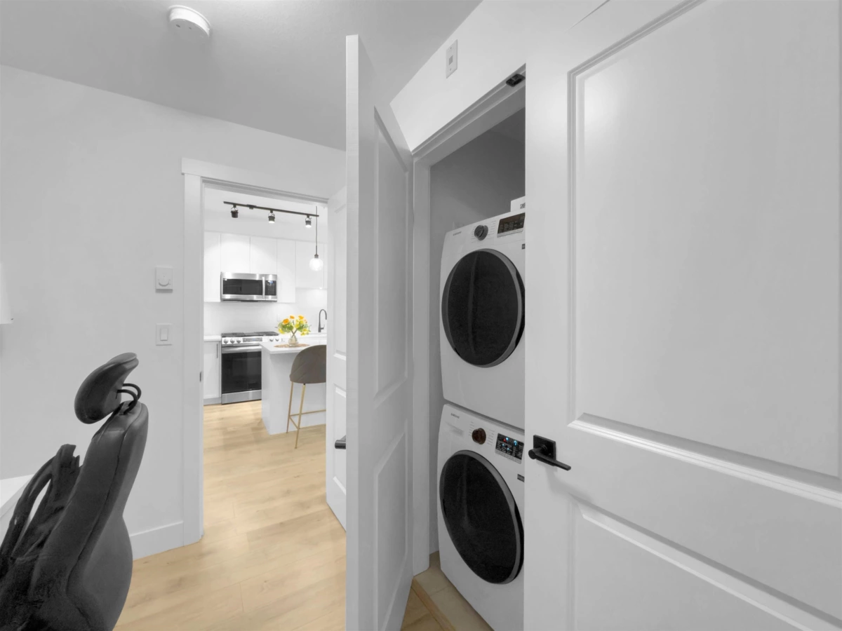 Walk-In Closet Photo of 209 19935 75a Avenue, Langley, BC