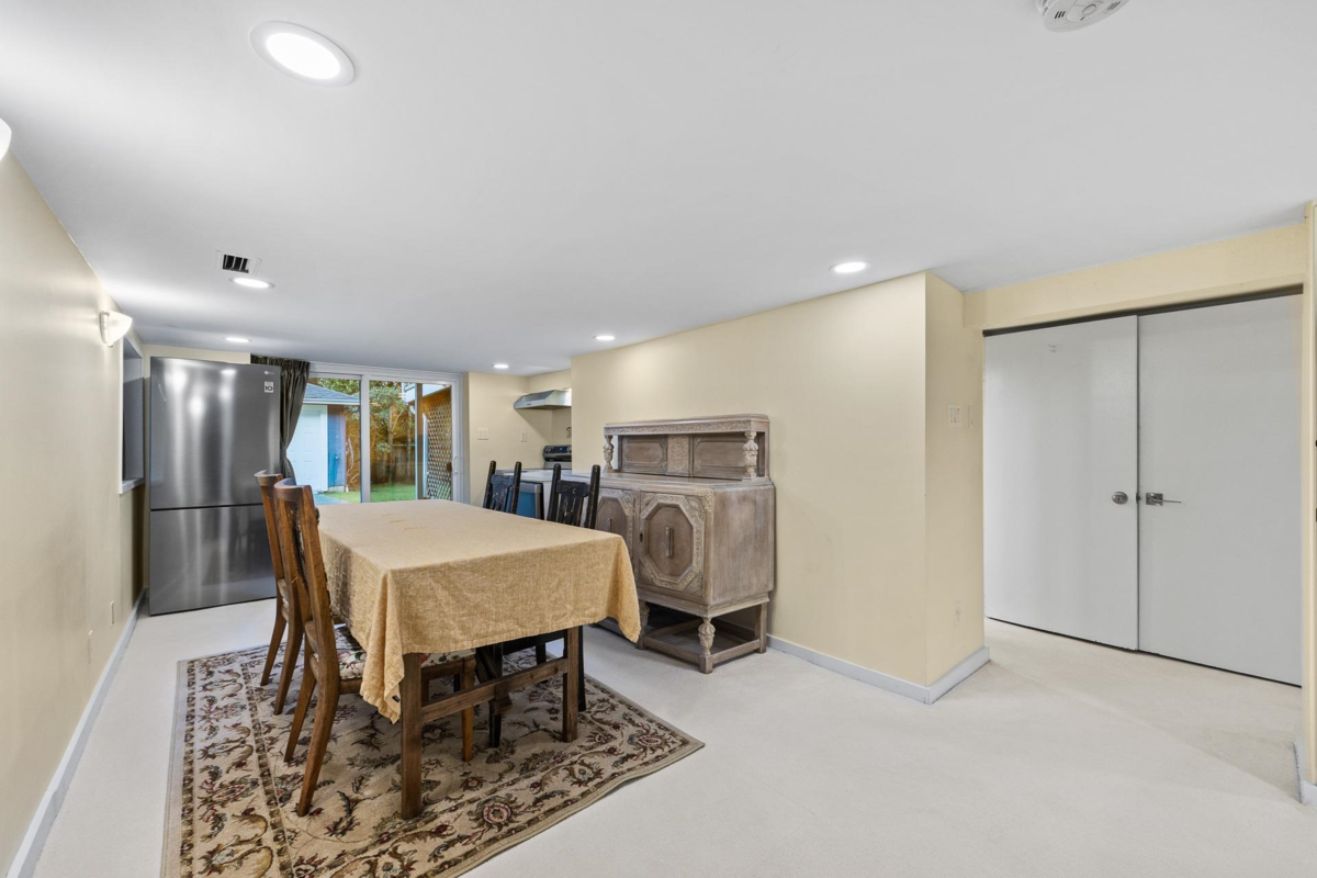 Front Yard Photo of 4069 W 14th Avenue, Vancouver, BC