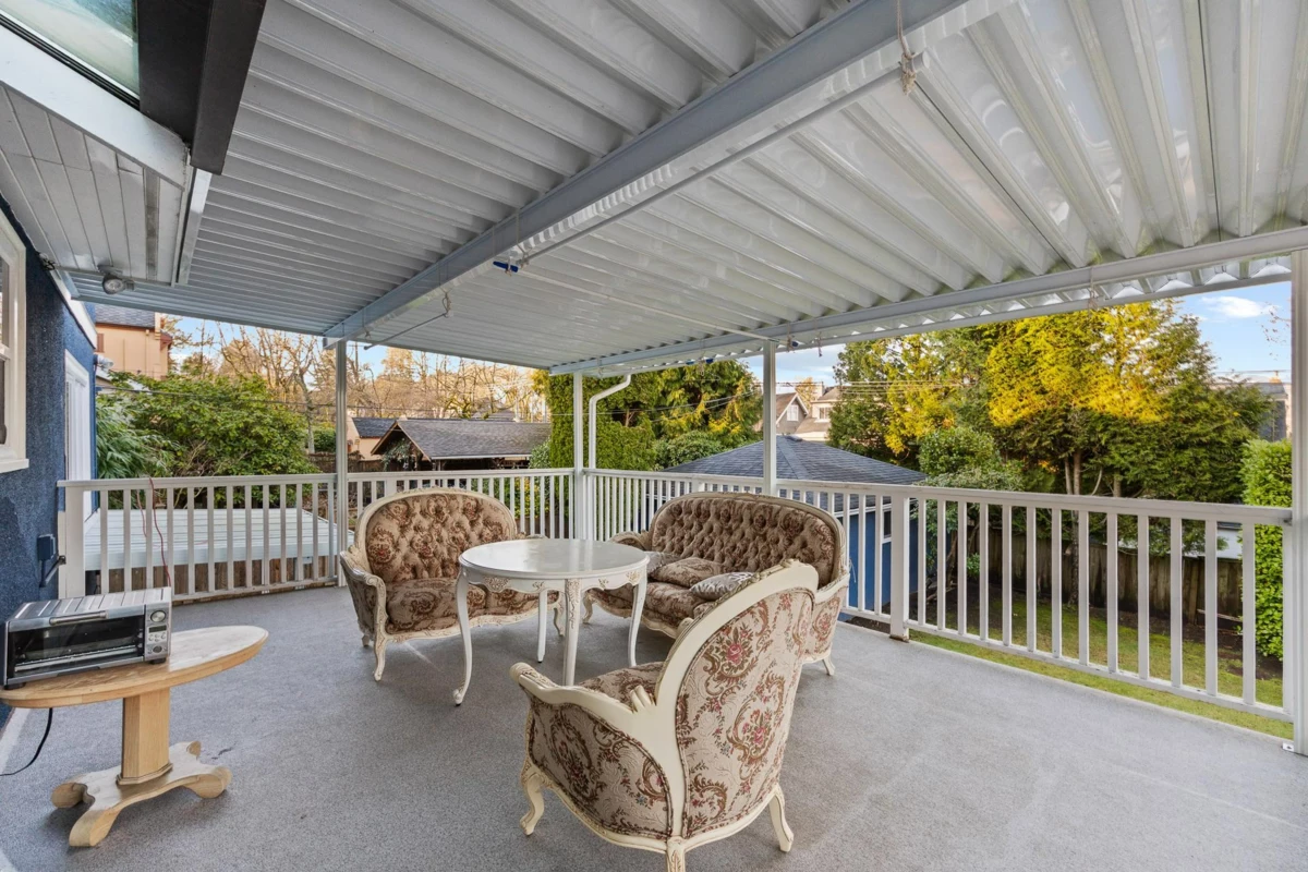 Hot Tub / Spa Photo of 4069 W 14th Avenue, Vancouver, BC