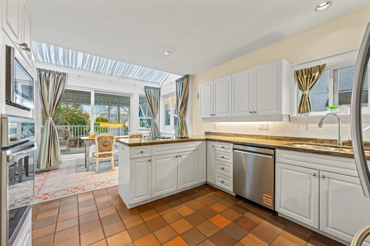 Kitchen Photo of 4069 W 14th Avenue, Vancouver, BC