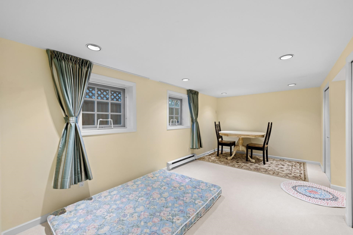 Outdoor Patio Photo of 4069 W 14th Avenue, Vancouver, BC