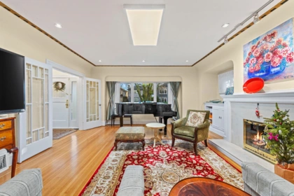 4069 W 14th Avenue, Vancouver, BC