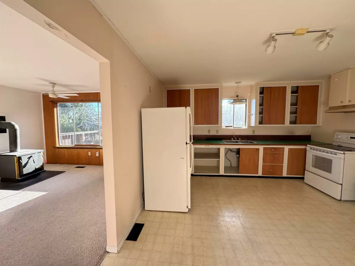 Pantry Photo of 764 Hillcrest Road, Gibsons, BC