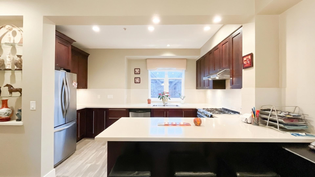 Breakfast Nook Photo of 5611 Willow Street, Vancouver, BC