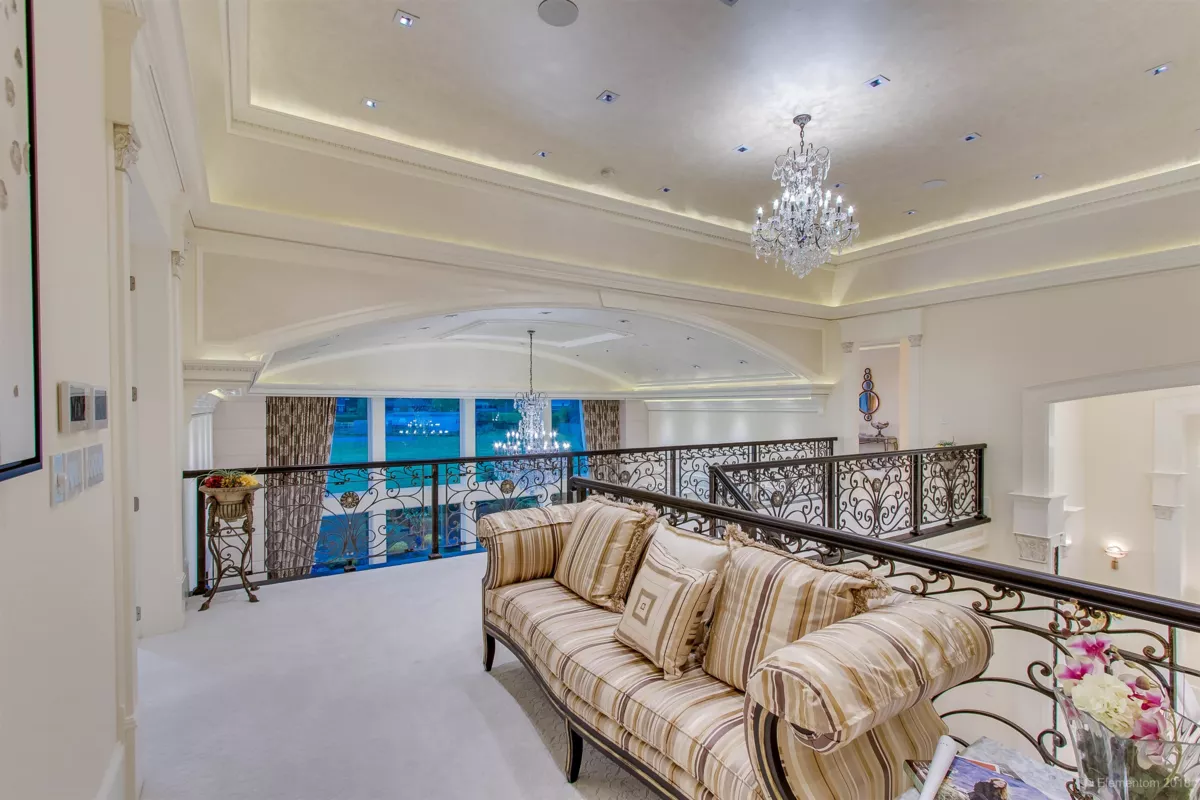 Guest Bathroom Photo of 7531 Sunnybank Avenue, Richmond, BC