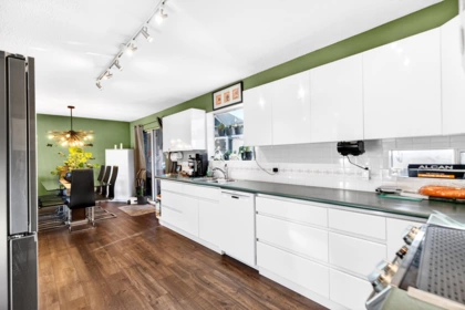 Breakfast Nook Photo of 928 Stanton Avenue, Coquitlam, BC