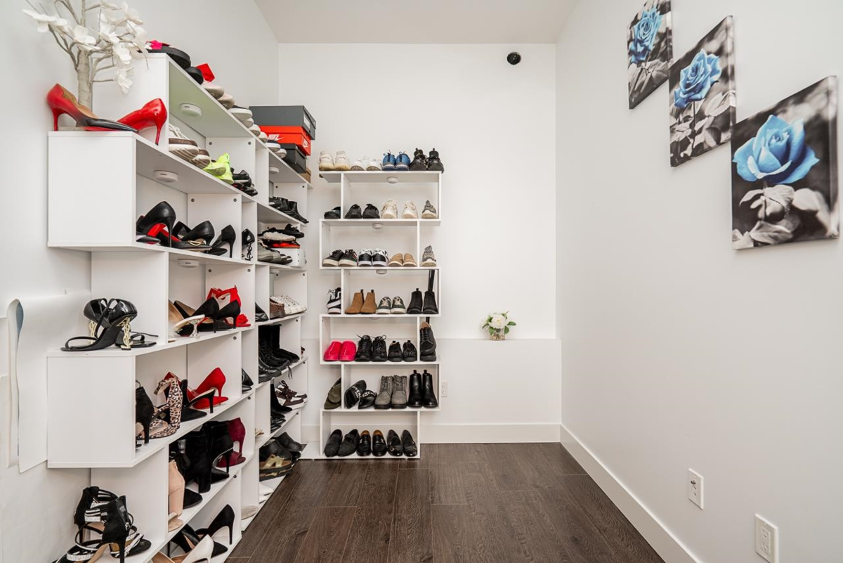 Loft / Bonus Room Photo of 8 1938 North Parallel Road, Abbotsford, BC