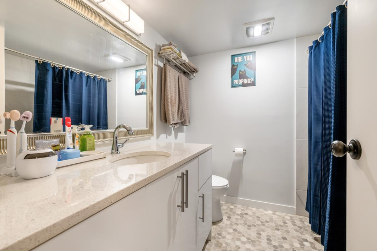 Bedroom 4 Photo of 1205 3970 Carrigan Court, Burnaby, BC